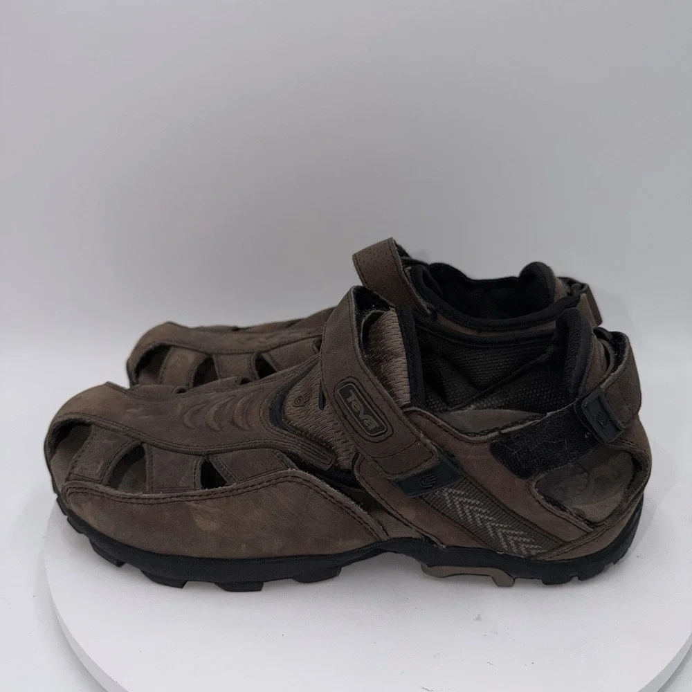 Teva Sampago Fisherman Sandals Mens Size 9 Brown Leather Hiking Camping Gorpcore